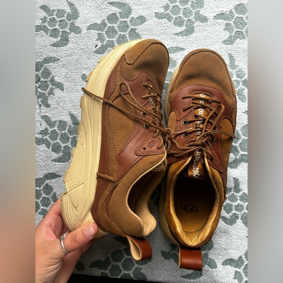 UGG trainer low suede chestnut hiker trail sneaker men’s size 9 - Picture 1 of 15